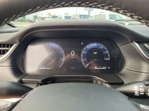 New 2025 Jeep Grand Cherokee L Altitude image 17