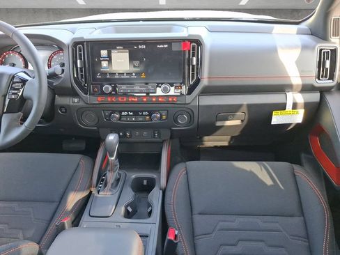 New 2026 Nissan Frontier Pro-X w/ Pro-X Convenience Package RWD image 4