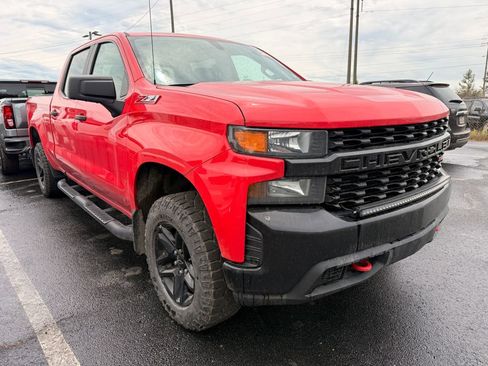 Used 2020 Chevrolet Silverado 1500 Custom Trail Boss w/ Custom Convenience Package AWD/4WD image 4