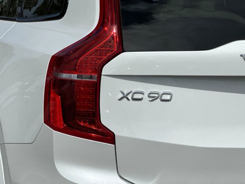 Certified 2023 Volvo XC90 T8 Plus w/ Protection Package Premier AWD/4WD image 35