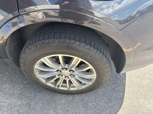 Used 2019 Cadillac XT5 Luxury AWD/4WD image 7
