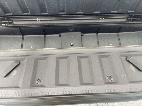 Used 2024 Chevrolet Colorado ZR2 w/ Technology Package image 6