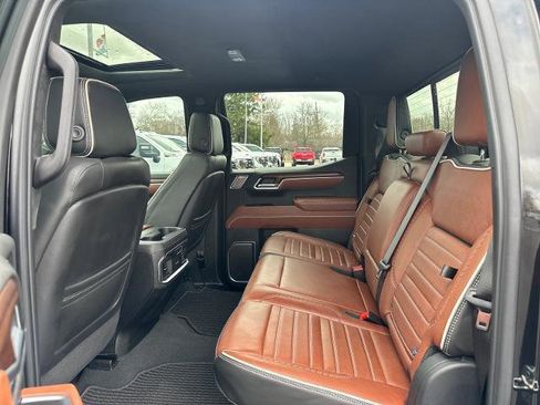Used 2025 GMC Sierra 1500 Denali Ultimate AWD/4WD image 14