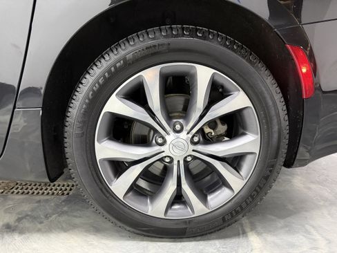 Used 2018 Chrysler Pacifica Limited w/ Advanced Safetytec Group image 36