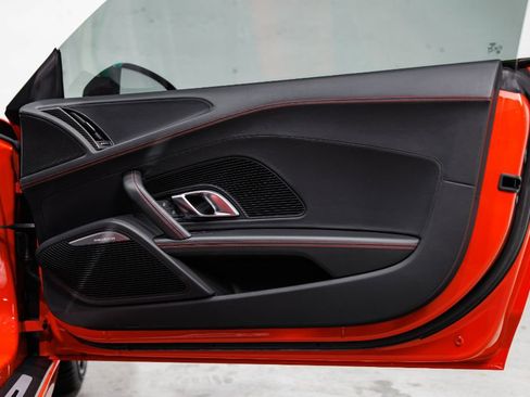 Used 2017 Audi R8 V10 plus image 13