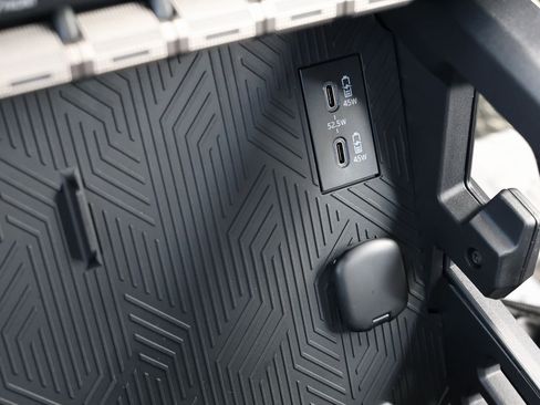 New 2025 Toyota Tacoma TRD Off-Road image 19