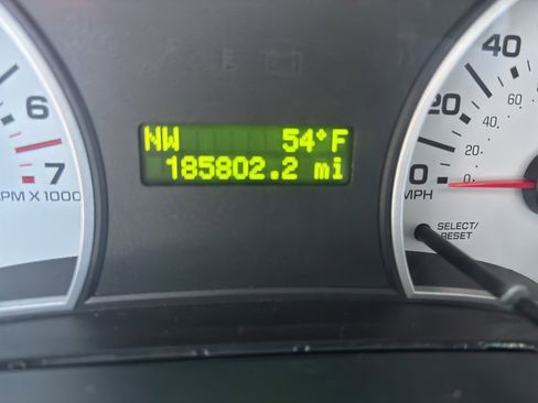 Used 2007 Ford Explorer Sport Trac XLT image 15