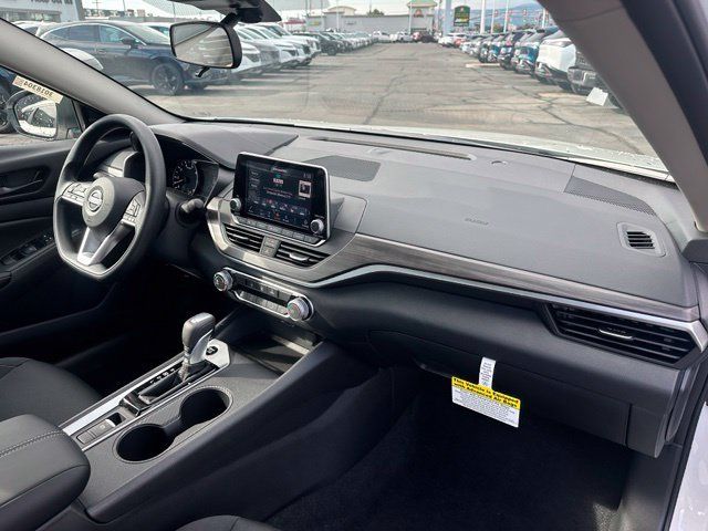 New 2026 Nissan Altima 2.5 SV AWD/4WD image 17