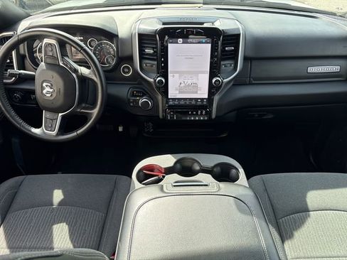 Used 2024 RAM 2500 Big Horn w/ Night Edition AWD/4WD image 18