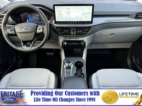 New 2025 Ford Escape SE w/ Class II Trailer Tow Package image 10