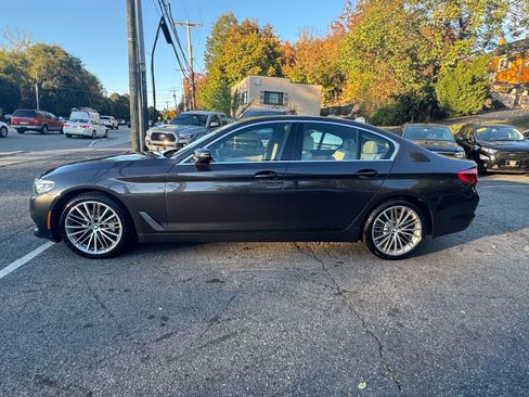 Used 2019 BMW 540i xDrive w/ Convenience Package image 4