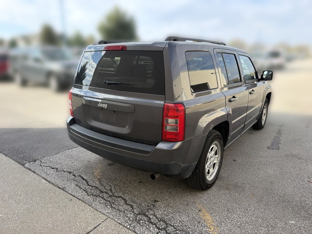 Used 2015 Jeep Patriot Sport FWD image 8