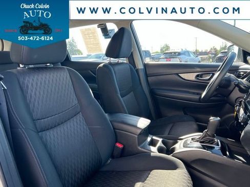 Used 2018 Nissan Rogue S AWD/4WD image 21