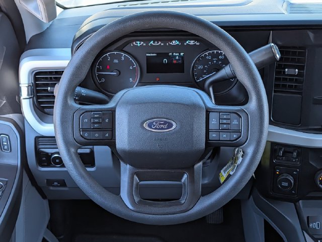Used 2026 Ford F350 4x4 Crew Cab DRW Super Duty image 14