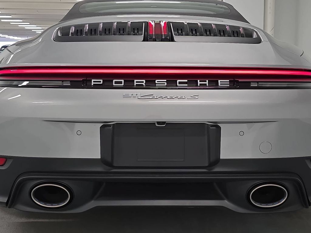 Certified 2026 Porsche 911 Carrera S RWD image 29