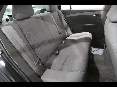 Used 2011 Chevrolet Malibu LS FWD image 13