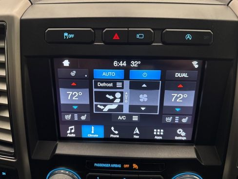 Used 2018 Ford F150 Platinum w/ Equipment Group 701A Luxury image 32