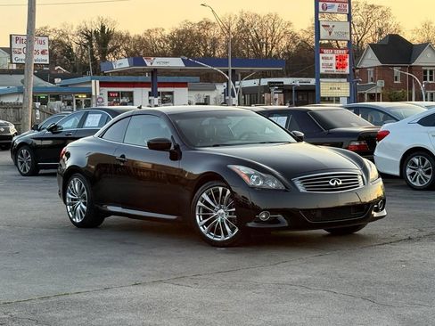 Used 2012 INFINITI G37 Convertible w/ Premium Pkg RWD image 3