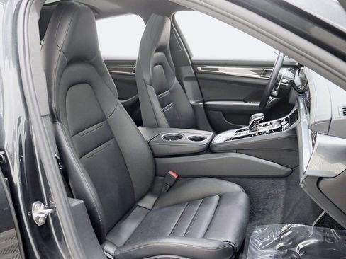 Used 2017 Porsche Panamera 4S image 30