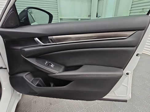 Used 2022 Honda Accord Sport image 37