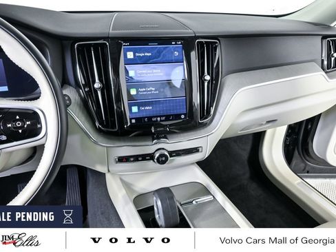 Certified 2023 Volvo XC60 B5 Plus w/ Climate Package image 15