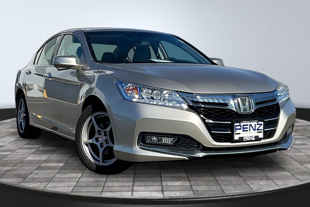 Used 2014 Honda Accord Plug-In Sedan image 3