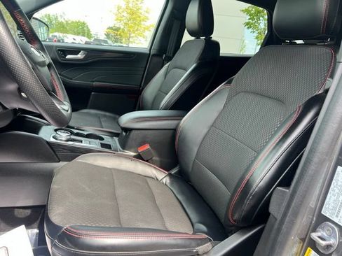 Used 2023 Ford Escape ST-Line w/ Tech Pack #1 AWD/4WD image 21