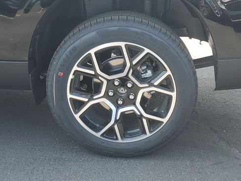 New 2025 Ford Maverick Lariat image 5