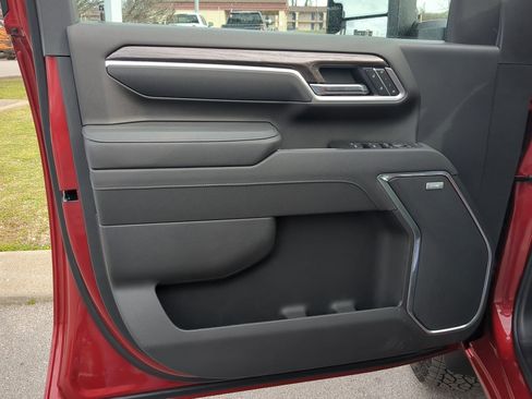 New 2026 Chevrolet Silverado 2500 LTZ w/ LTZ Premium Package AWD/4WD image 23