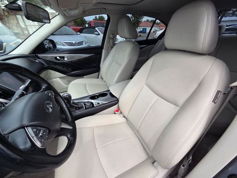 Used 2015 INFINITI Q50 w/ Moonroof Package RWD image 13