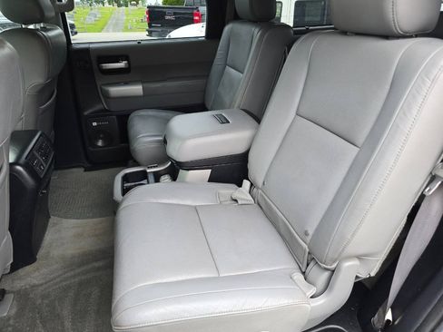 Used 2008 Toyota Sequoia Platinum w/ Cold Area Pkg AWD/4WD image 25
