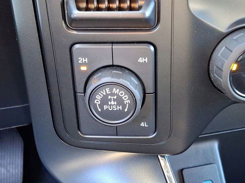 Used 2024 Ford F150 STX image 25