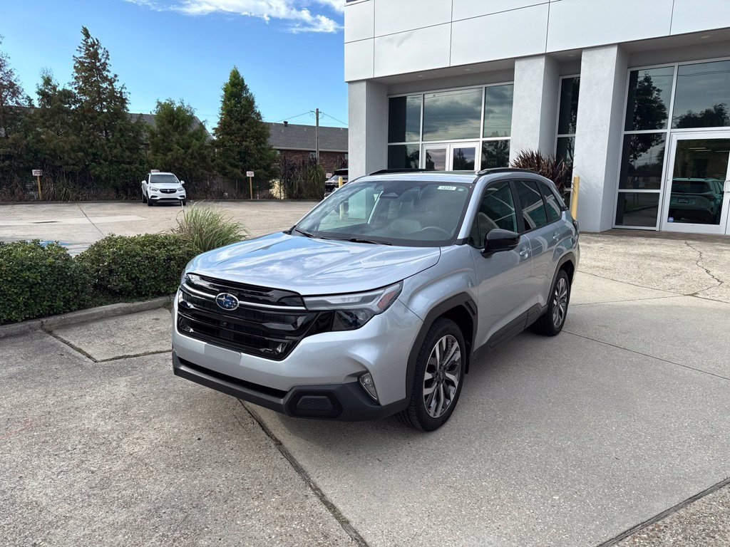 Used 2026 Subaru Forester Touring AWD/4WD image 3