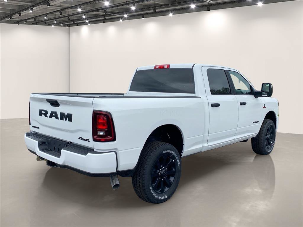 New 2026 RAM 2500 Big Horn AWD/4WD image 4