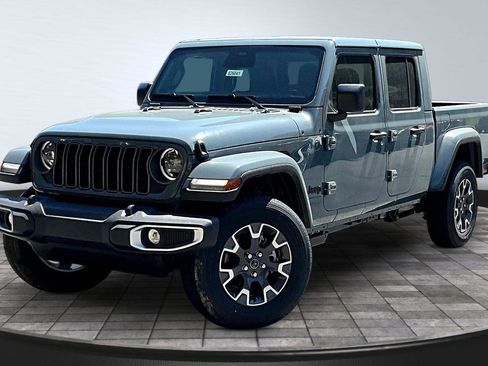 New 2026 Jeep Gladiator Sport AWD/4WD image 2