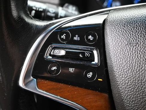 Used 2019 Cadillac Escalade Luxury AWD/4WD image 33