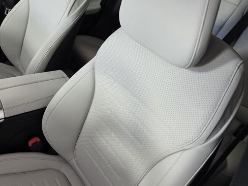 New 2026 Mercedes-Benz GLC 300 image 6