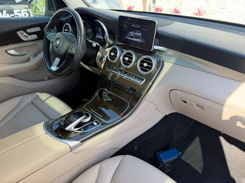 Used 2016 Mercedes-Benz GLC 300 4MATIC image 50