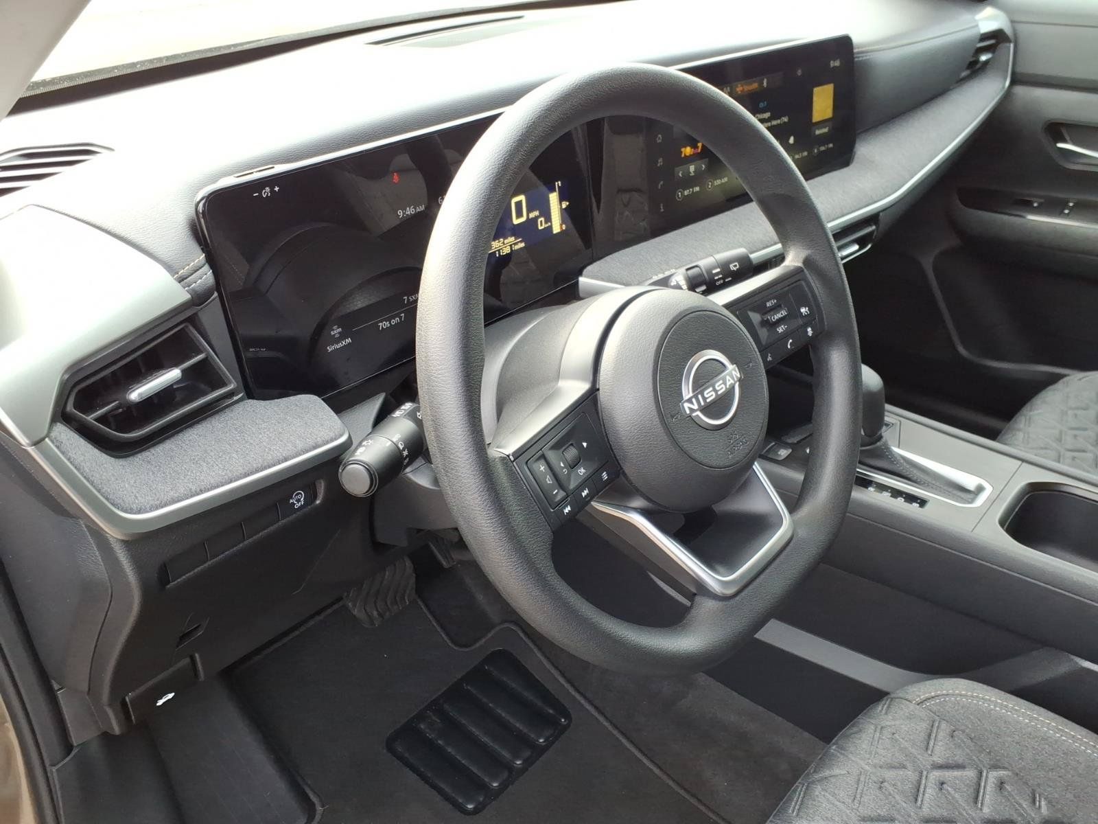 Certified 2025 Nissan Kicks SV FWD image 15