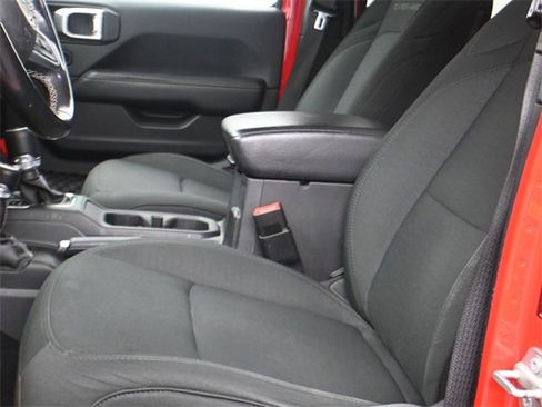 Used 2020 Jeep Gladiator Overland w/ Safety Group image 10