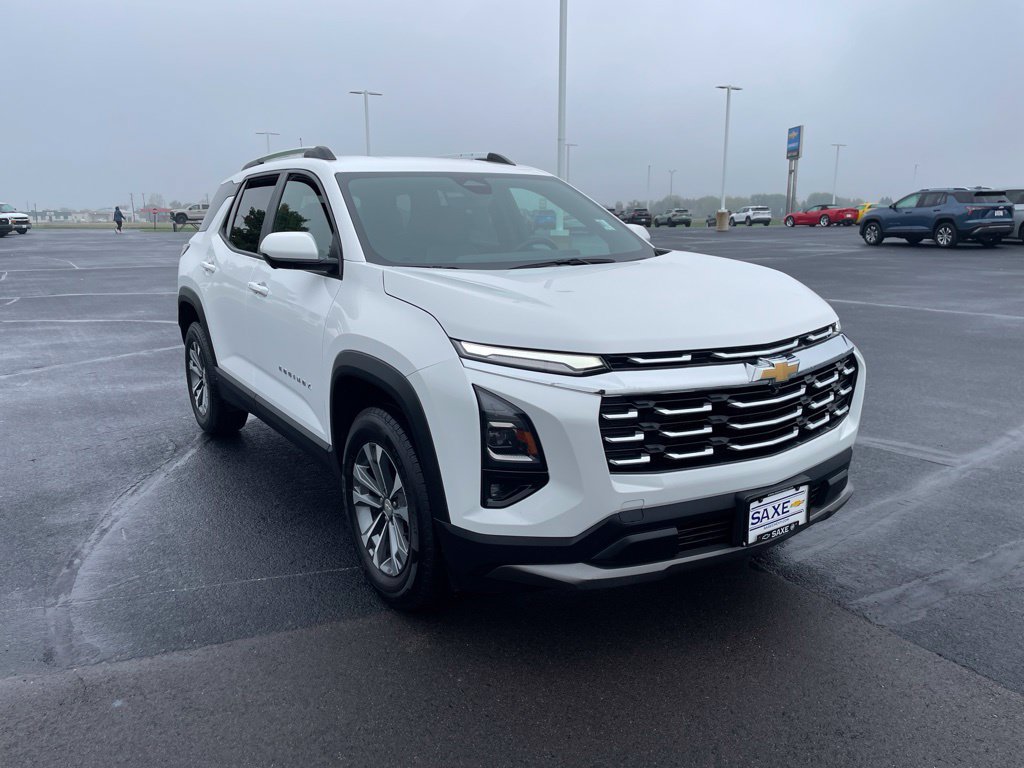Used 2025 Chevrolet Equinox LT w/ Convenience Package II AWD/4WD image 7