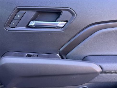 New 2026 GMC Canyon Elevation w/ Convenience Package image 19