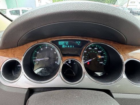Used 2011 Buick Enclave CXL FWD image 15