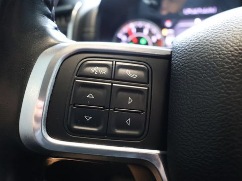 Used 2022 RAM 2500 Laramie AWD/4WD image 17