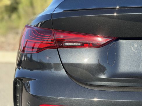 Used 2025 BMW M440i Coupe w/ Premium Package image 11