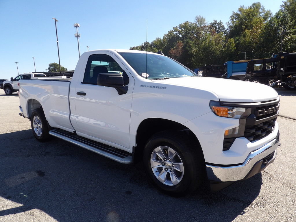 Used 2025 Chevrolet Silverado 1500 W/T RWD image 10