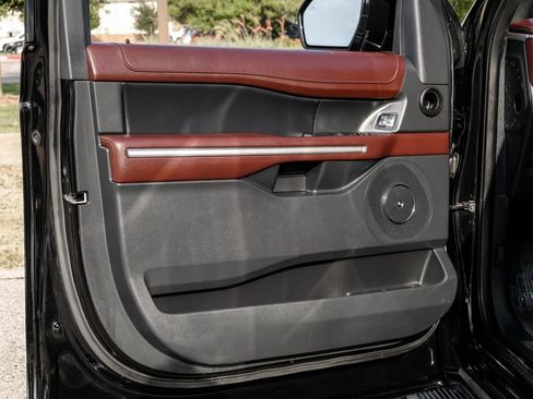 Used 2024 Ford Expedition Max Limited RWD image 54