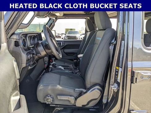 Certified 2025 Jeep Wrangler Unlimited Rubicon 4xe w/ Convenience Group image 4