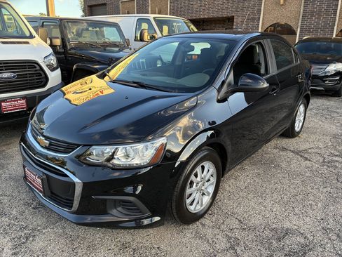 Used 2019 Chevrolet Sonic LT FWD image 11