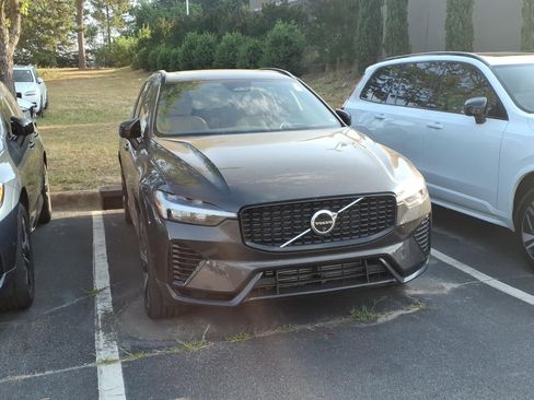 Certified 2024 Volvo XC60 T8 Ultimate w/ Protection Package Premier AWD/4WD image 2